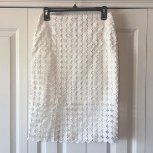 Like new White House Black Market pencil skirt